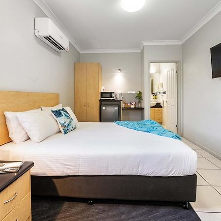 Alara Motor Inn Макай Екстериор снимка
