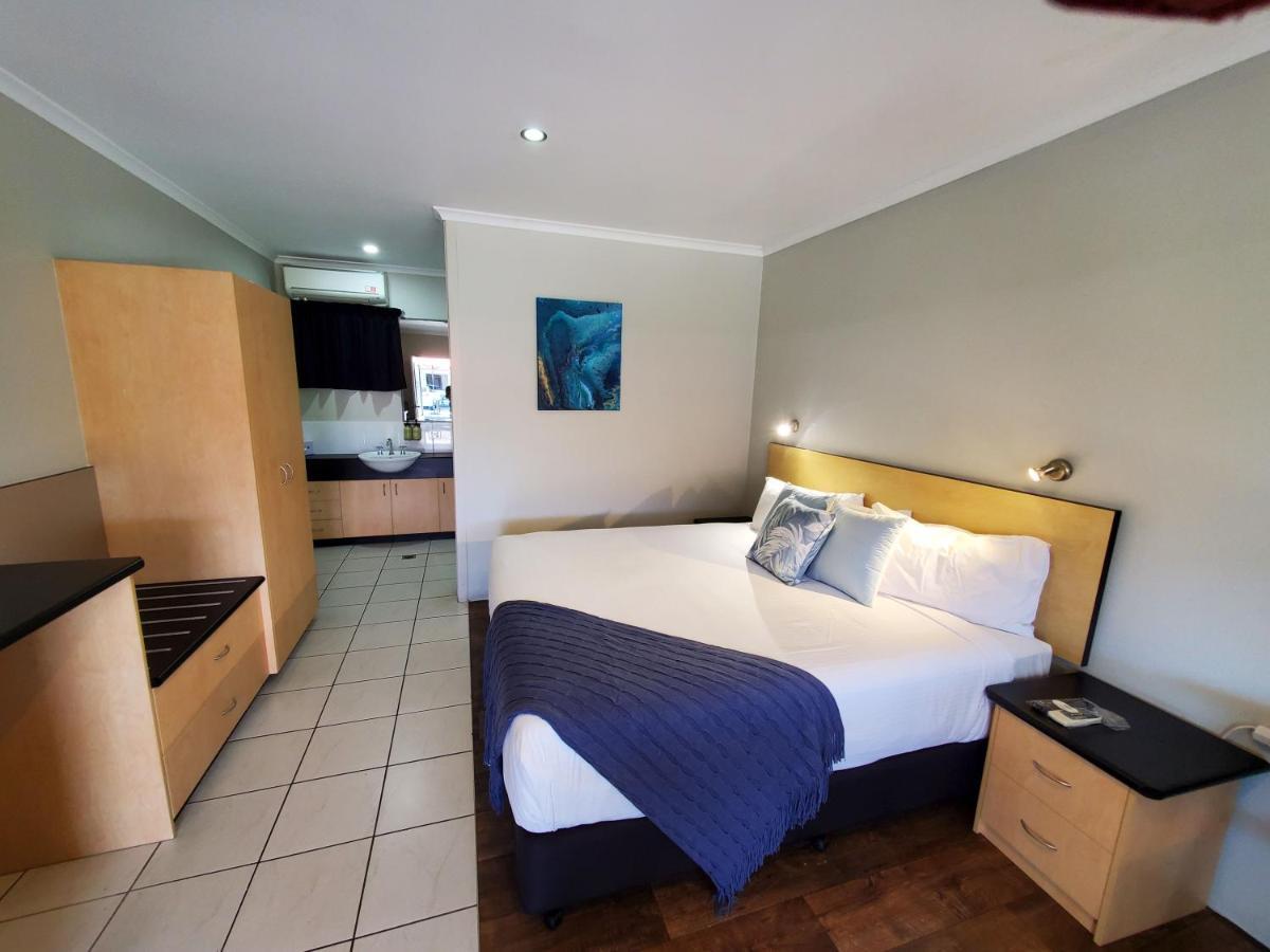 Alara Motor Inn Макай Екстериор снимка
